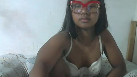 Snapshot of nickiqqyuu chatting on 06/18/26, 12:22 nickiqqyuu online show from 06/18/26, 12:22