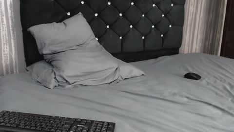 Snapshot of nickk_parkerr chatting on 02/20/25, 09:00 nickk_parkerr online show from 02/20/25, 09:00