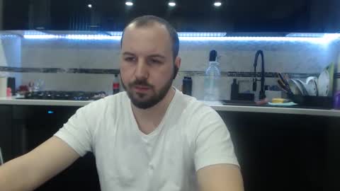 Snapshot of nickolas22 chatting on 02/11/26, 08:52 Julian online show from 02/11/26, 08:52