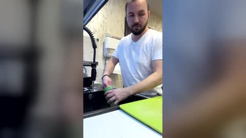 Snapshot of nickolas22 chatting on 02/11/26, 09:42 Julian online show from 02/11/26, 09:42