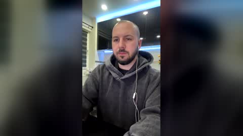 Snapshot of nickolas22 chatting on 02/16/26, 11:45 Julian online show from 02/16/26, 11:45