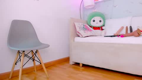 Nicolas online show from 01/22/25, 06:31