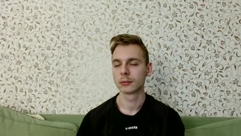 Snapshot of nicksuper8 chatting on 03/12/25, 06:00 Nick online show from 03/12/25, 06:00