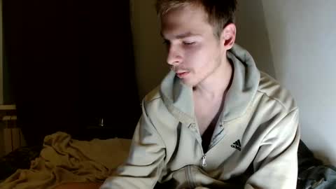 Snapshot of nicksuper8 chatting on 10/01/25, 04:13 Nick online show from 10/01/25, 04:13