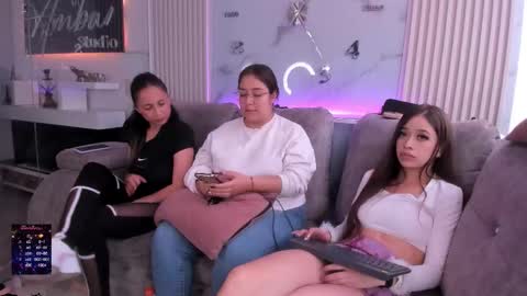 nicky_as online show from 02/10/26, 06:23