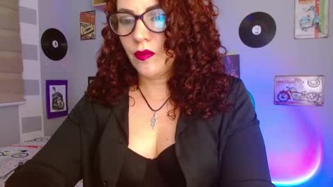 lucy online show from 02/13/25, 10:43