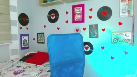 lucy online show from 02/27/25, 03:47