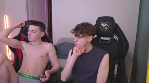 Nicki  Danny online show from 02/07/25, 05:18