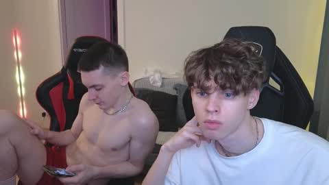 Nicki  Danny online show from 03/04/25, 03:55