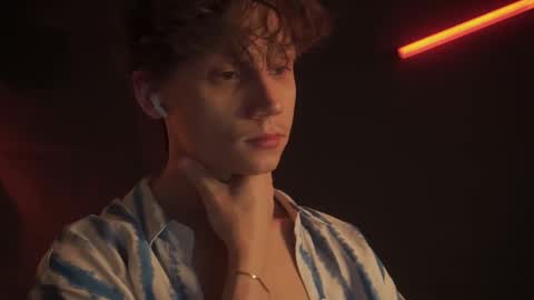 Nicky Neal online show from 03/12/25, 02:52