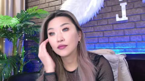 Snapshot of nicky_owl chatting on 01/27/25, 06:52 Today is my 41st birthday And in 2 hours Im waiting for you on the stream Stock up on tokens and a good mood Nicky online show from 01/27/25, 06:52