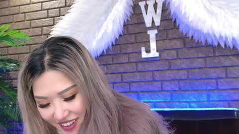 Snapshot of nicky_owl chatting on 01/31/25, 11:13 Today is my 41st birthday And in 2 hours Im waiting for you on the stream Stock up on tokens and a good mood Nicky online show from 01/31/25, 11:13