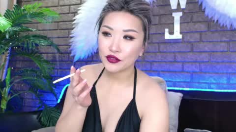 Snapshot of nicky_owl chatting on 02/10/25, 03:53 Today is my 41st birthday And in 2 hours Im waiting for you on the stream Stock up on tokens and a good mood Nicky online show from 02/10/25, 03:53