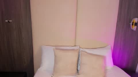 Nicky  online show from 02/05/26, 02:38