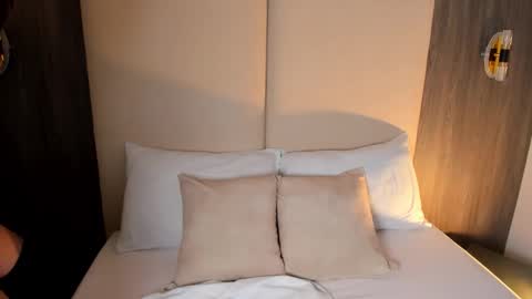 Nicky  online show from 02/08/26, 02:37