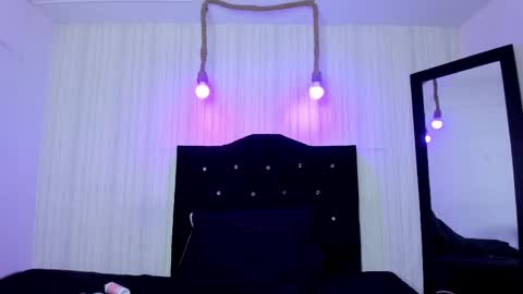 nicky_pop online show from 10/04/25, 06:50
