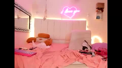 nicky_teem online show from 10/23/25, 08:02