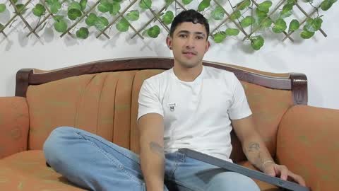 nicky online show from 12/19/24, 07:40