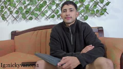 nicky online show from 12/24/24, 04:40