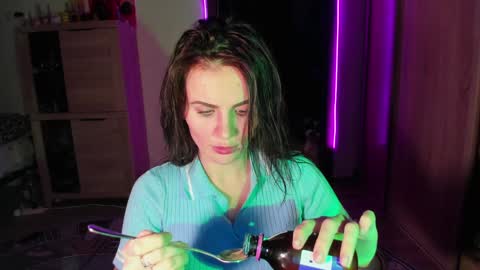 Nicky Weekends online show from 01/19/25, 10:28