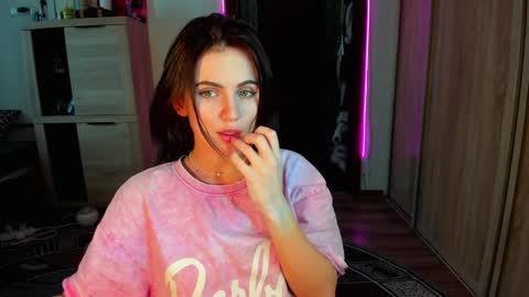 Nicky Weekends online show from 01/30/25, 06:35