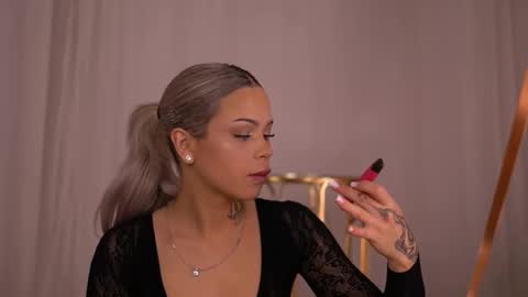 Nicky online show from 09/28/25, 05:40