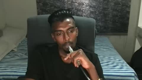 james online show from 11/21/25, 06:28