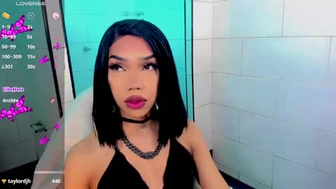 Nicky online show from 04/19/26, 04:12