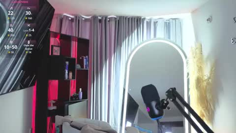 Nicky online show from 10/11/25, 09:24