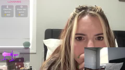 Snapshot of nicnaxx chatting on 02/08/26, 03:04 nicnaxx online show from 02/08/26, 03:04