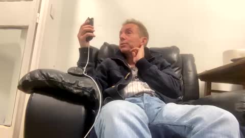 Snapshot of nico181969 chatting on 02/15/25, 01:31 Nico online show from 02/15/25, 01:31