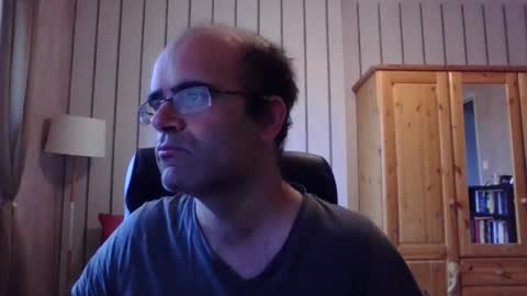 nico82_fr online show from 04/12/26, 08:41