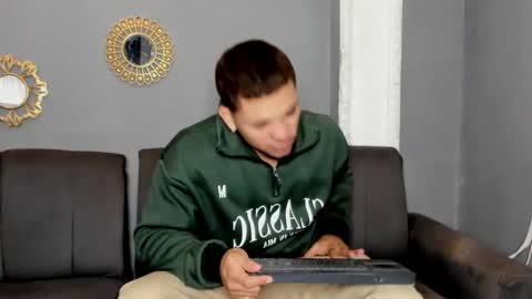 nico_blaze7 online show from 01/17/26, 12:21