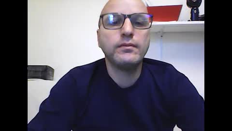 nico_boy000 online show from 02/07/25, 11:34