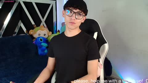 Snapshot of nico_cruz chatting on 01/12/25, 03:49 nico online show from 01/12/25, 03:49