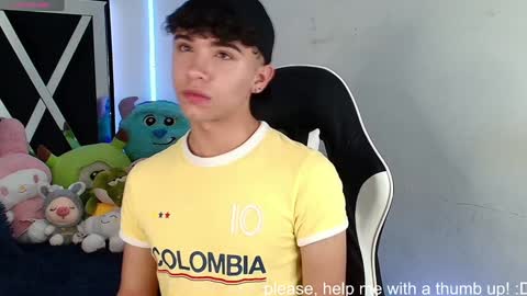 Snapshot of nico_cruz chatting on 01/15/25, 05:08 nico online show from 01/15/25, 05:08