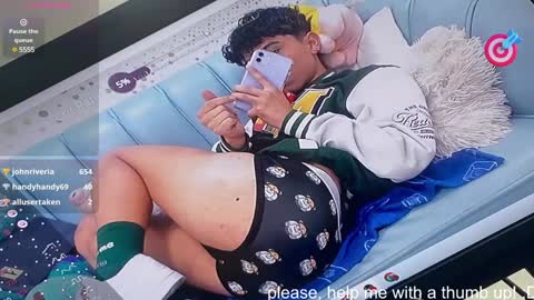 Snapshot of nico_cruz chatting on 02/04/25, 01:48 nico online show from 02/04/25, 01:48