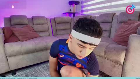 Snapshot of nico_cruz chatting on 09/16/25, 07:48 nico online show from 09/16/25, 07:48