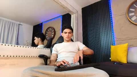 nico_monroet online show from 04/24/26, 09:39