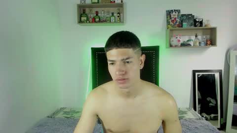 Snapshot of nico_nocturnex chatting on 12/04/25, 08:17 Nico online show from 12/04/25, 08:17