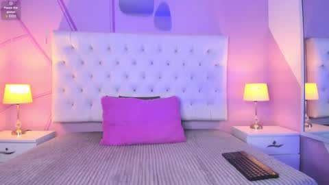 Nicol  online show from 03/04/26, 05:13