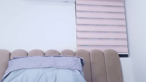 Nicol online show from 12/18/25, 03:01