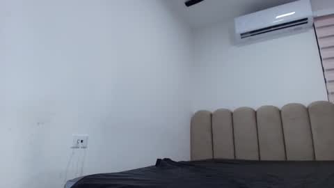 Nicol online show from 03/03/26, 03:01