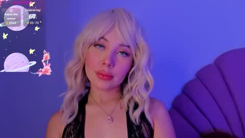 Nicol Gw online show from 10/18/25, 03:53