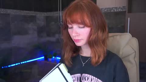 Nicol Moonn online show from 11/22/25, 07:07