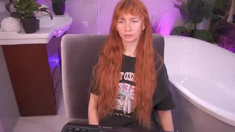 Nicol Moonn online show from 04/24/26, 08:17