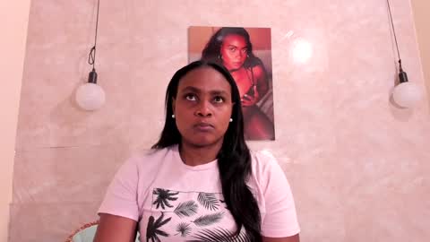 Snapshot of nicol_villa_ chatting on 02/08/25, 08:21 Nicol Villa online show from 02/08/25, 08:21