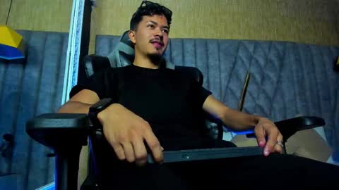 Nicolai online show from 02/13/26, 12:12