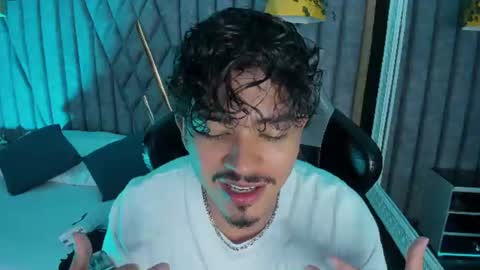 Snapshot of nicolaikarav chatting on 06/27/26, 12:22 Nicolai online show from 06/27/26, 12:22