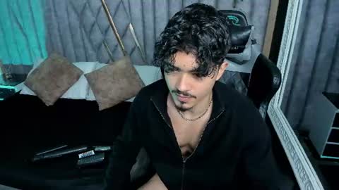 Snapshot of nicolaikarav chatting on 07/13/26, 12:08 Nicolai online show from 07/13/26, 12:08
